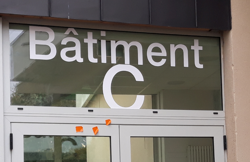 Image d'un lettrage adhésif