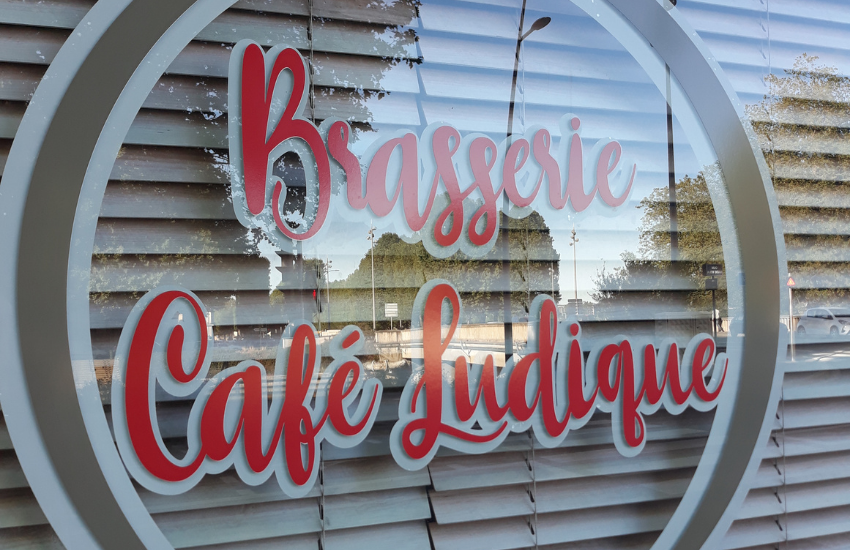 Image d'un stickers vitrine