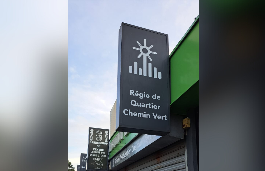 Image d'une enseigne drapeau