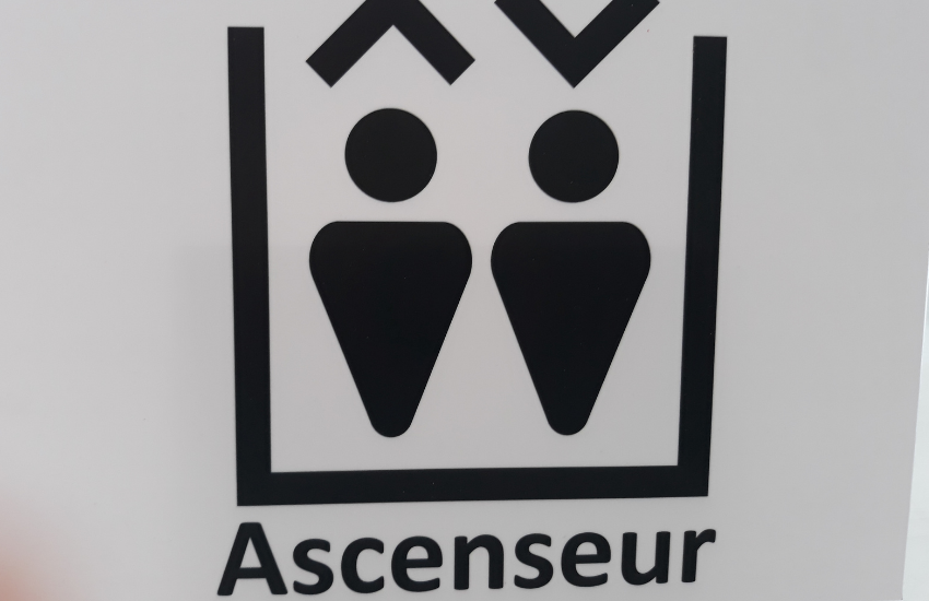 Image d'une plaque signalétique