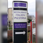 Image d'un totem publicitaire